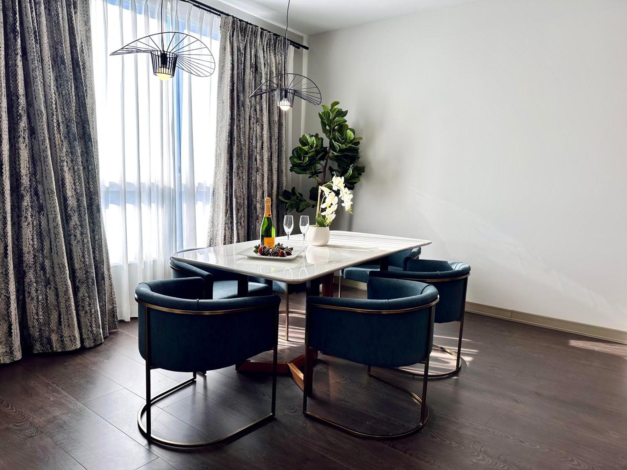 Chez Hotel 알링턴 하이츠 외부 사진